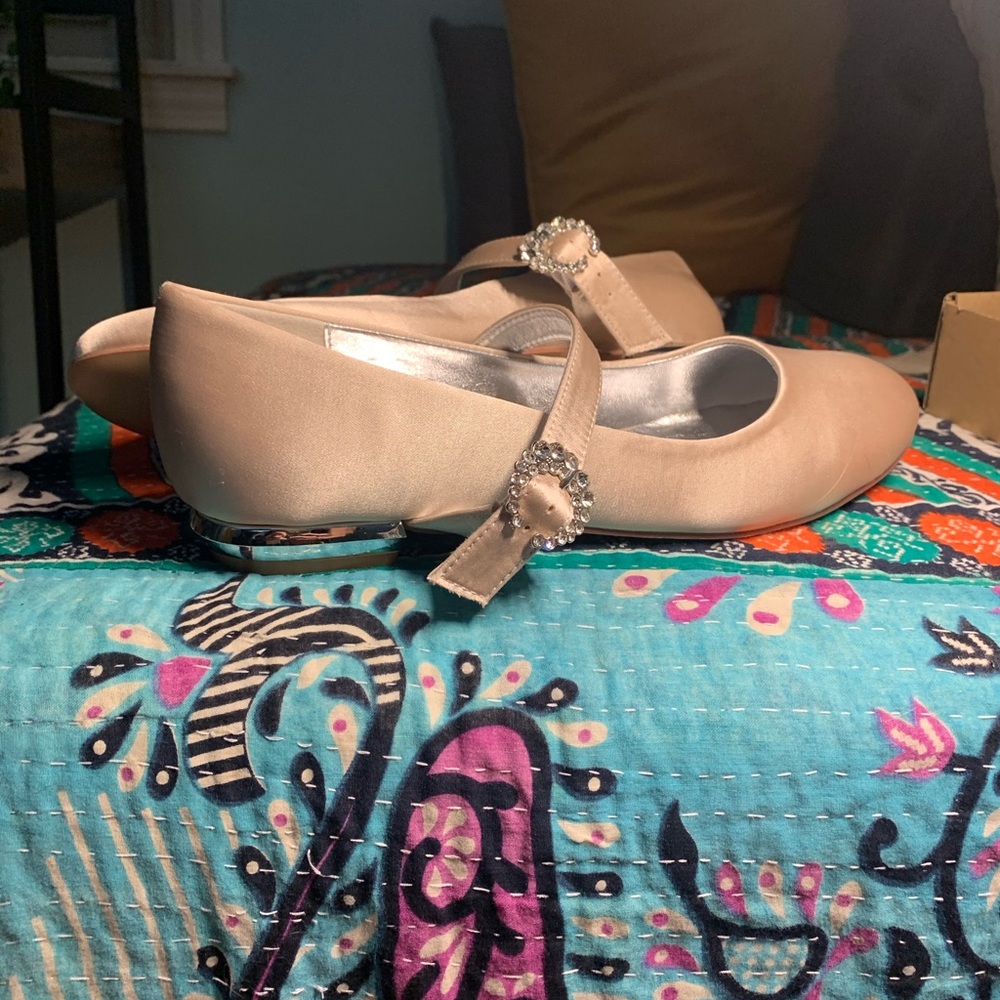 Satin Champagne slippers with rhinestone buckles and silver edged heel - NWOT